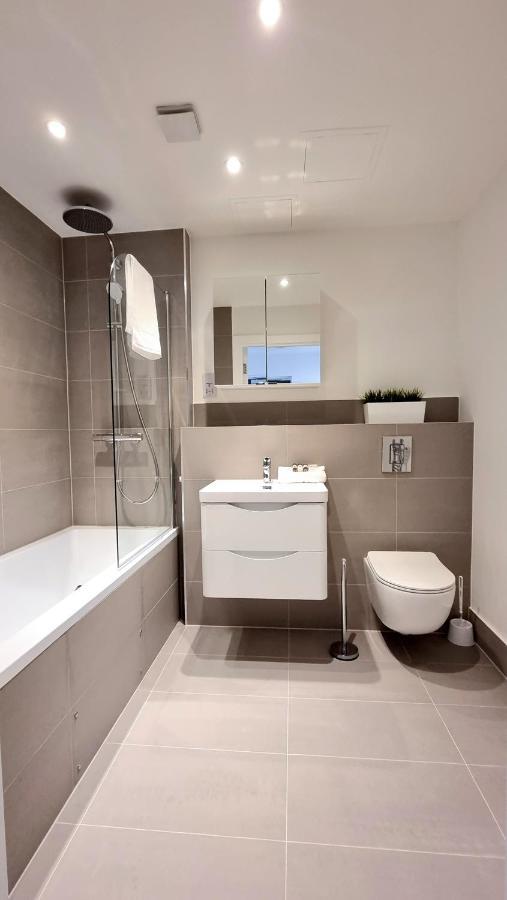 Roomspace Serviced Apartments - Kew Bridge Court Londres Extérieur photo